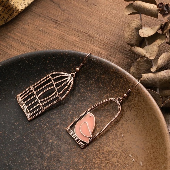 Bird Cage Antique Bronze Gold Chic Pink Earrings - Picture 3 of 8